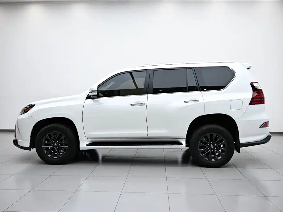Lexus GX — фото 5