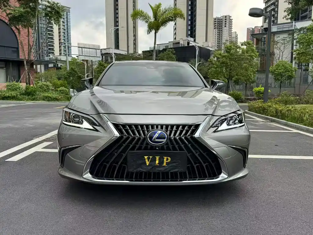 Lexus ES — фото 3