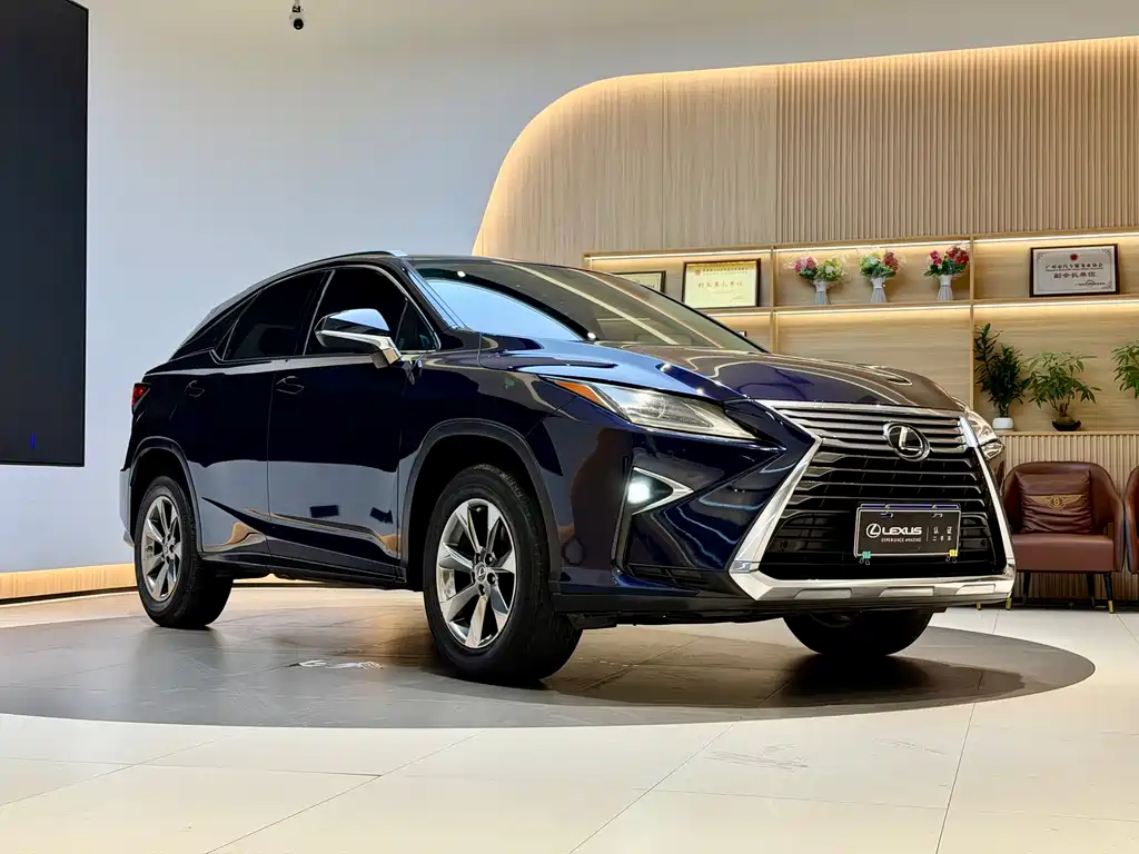 Lexus RX — фото 5
