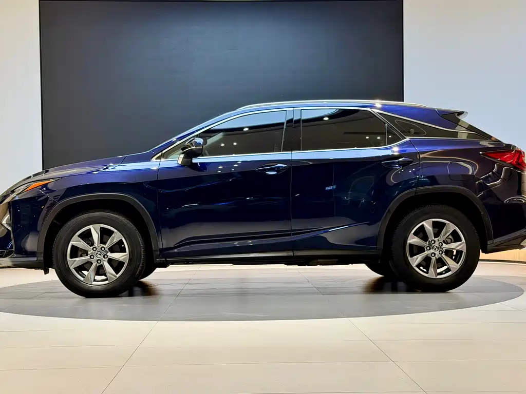 Lexus RX — фото 6