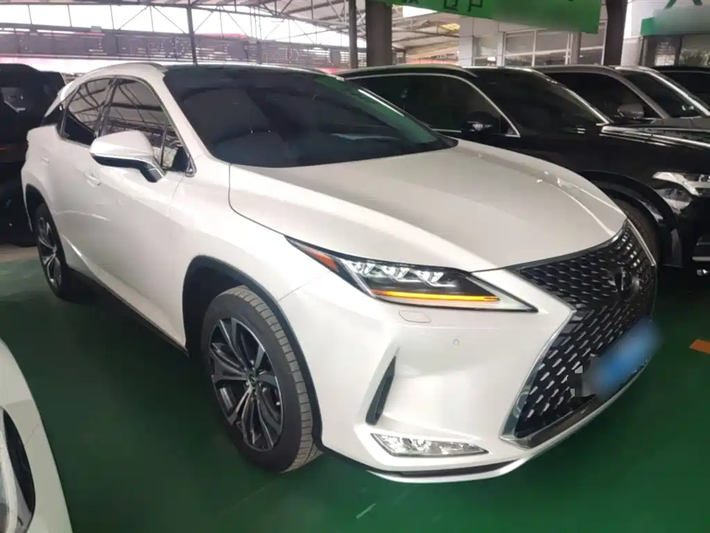 Lexus RX — фото 4