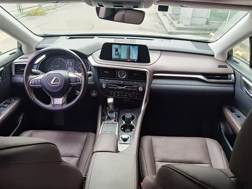 Lexus RX — фото 17