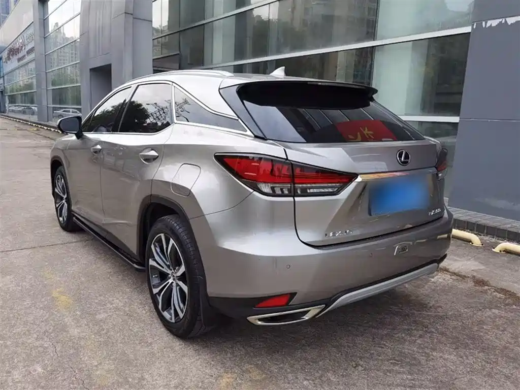Lexus RX — фото 25