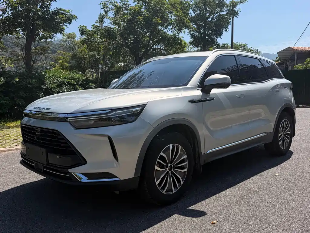 BAIC X7 — фото 2