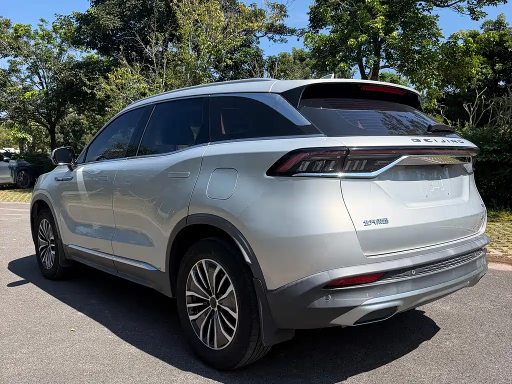 BAIC X7 — фото 7