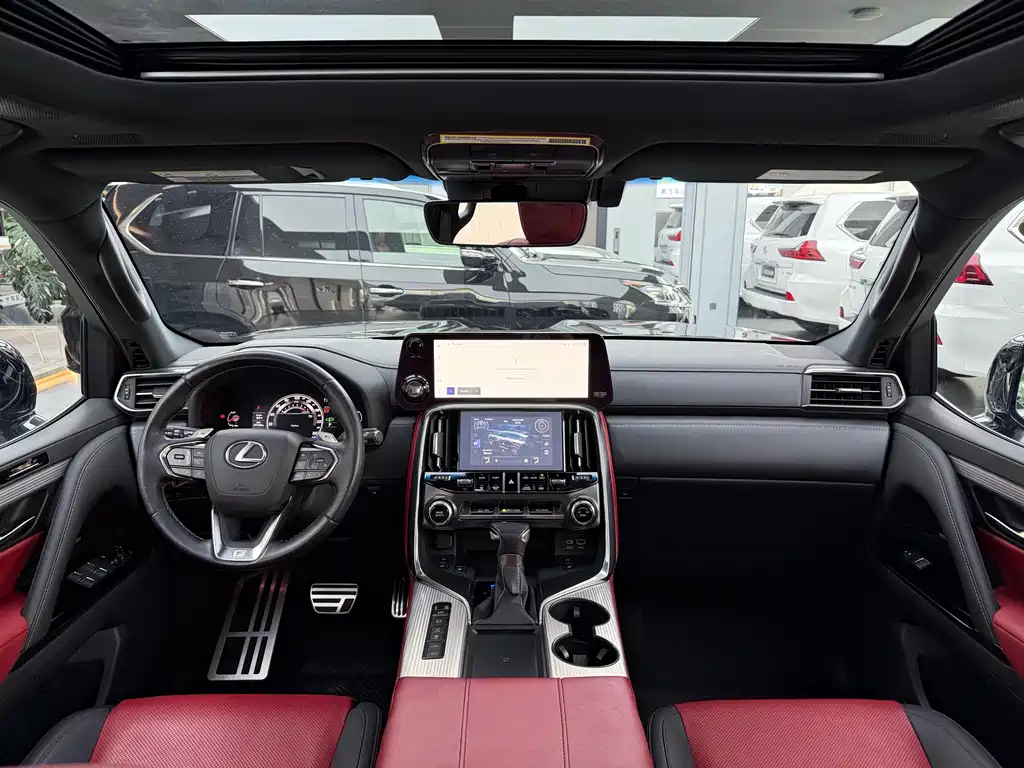 Lexus LX — фото 7