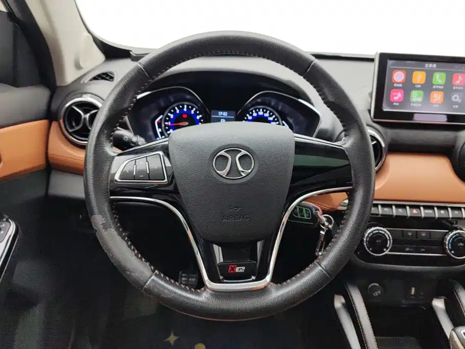 BAIC Senova X35 — фото 15
