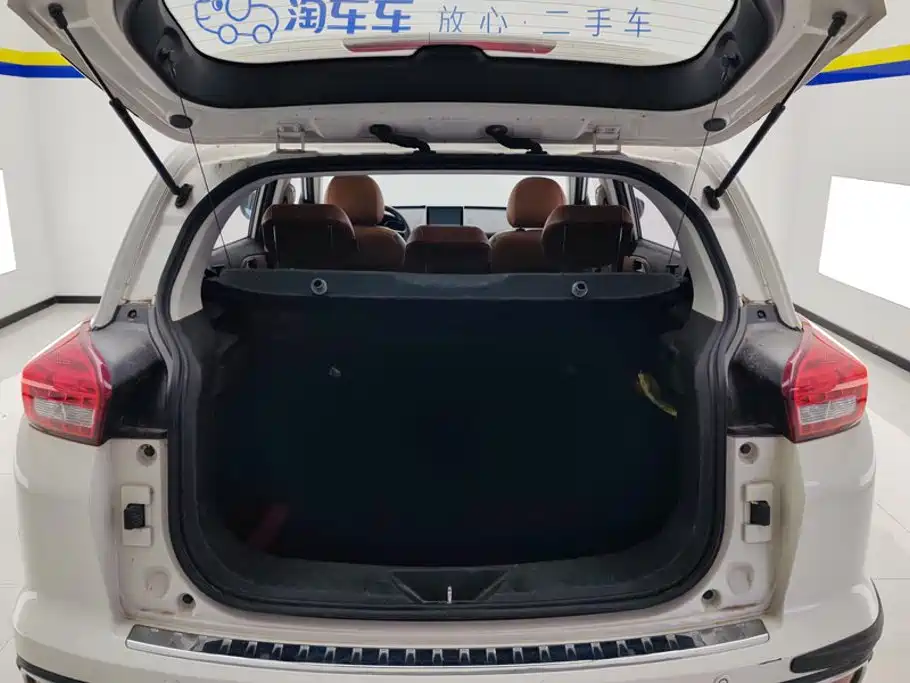 BAIC Senova X35 — фото 4