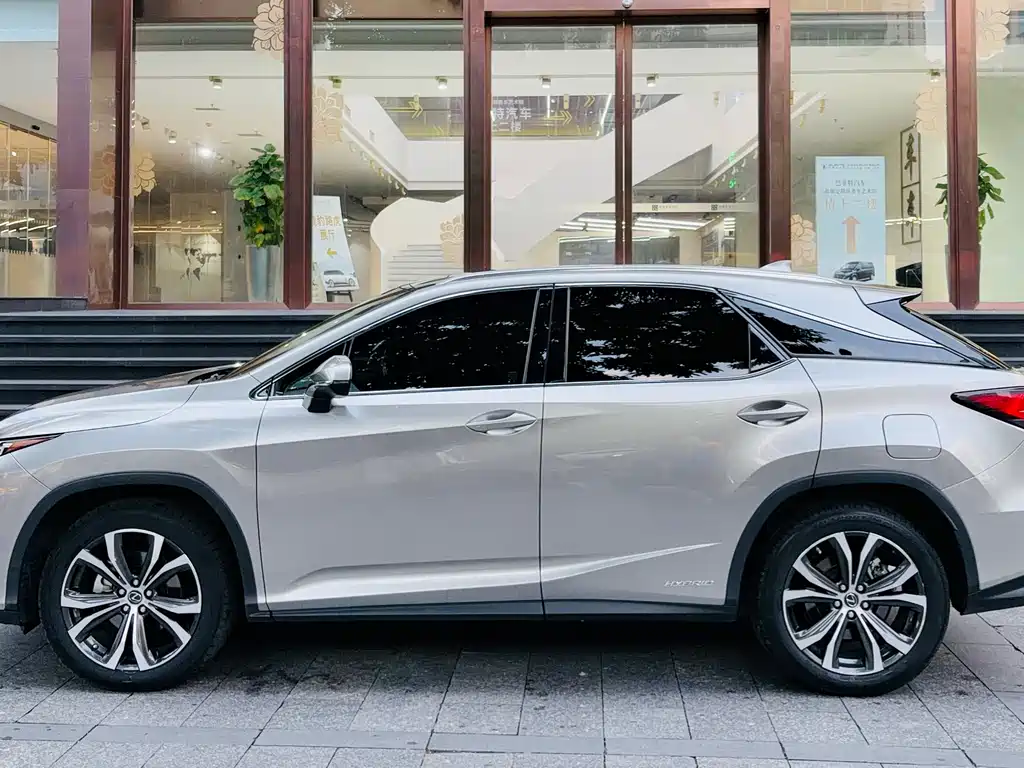 Lexus RX — фото 3