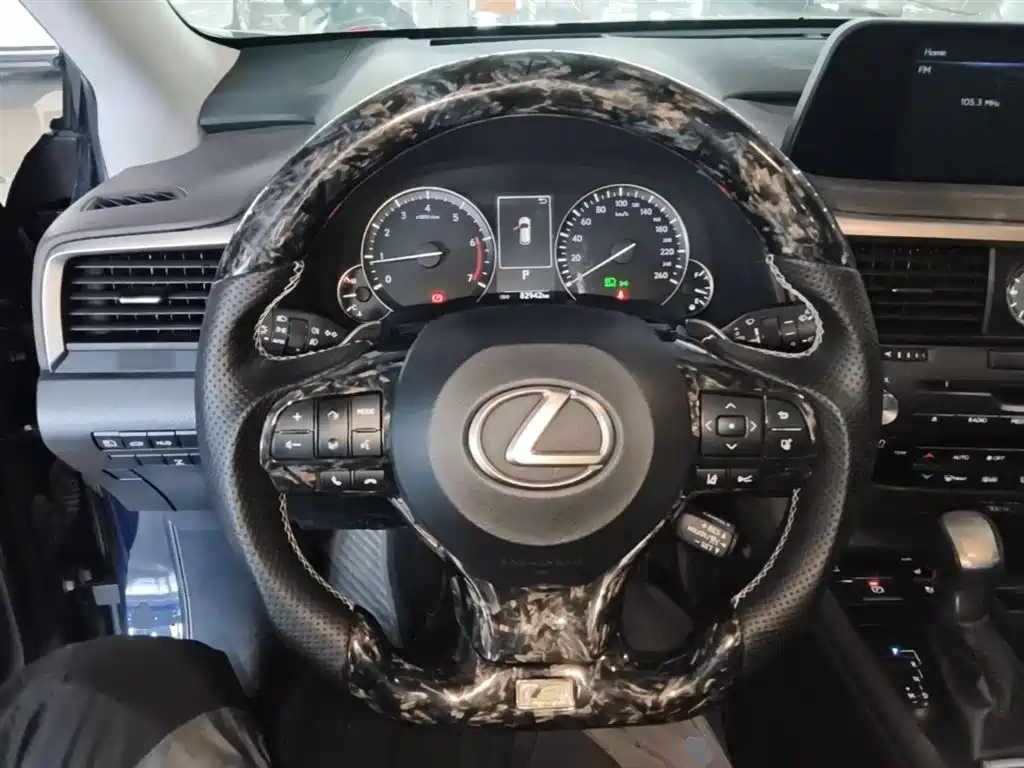 Lexus RX — фото 11