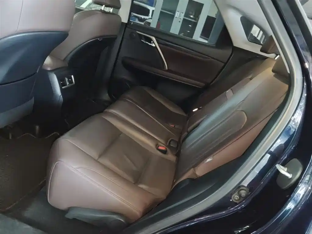 Lexus RX — фото 17