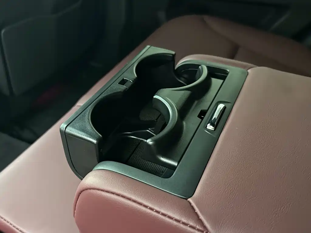 Lexus LX — фото 19