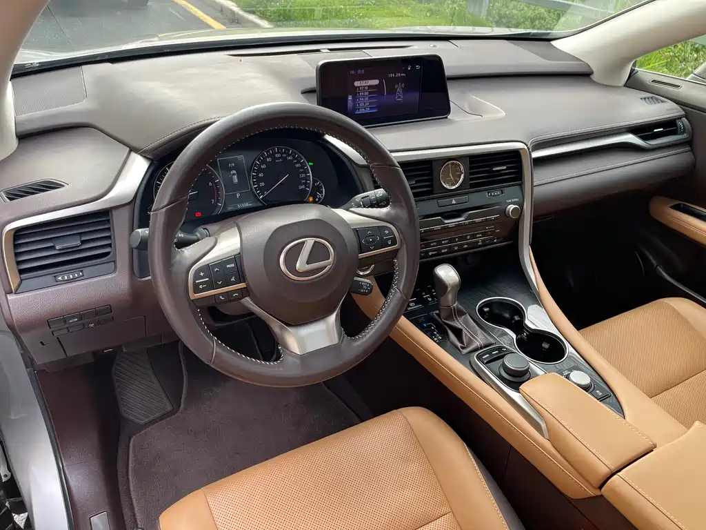 Lexus RX — фото 5