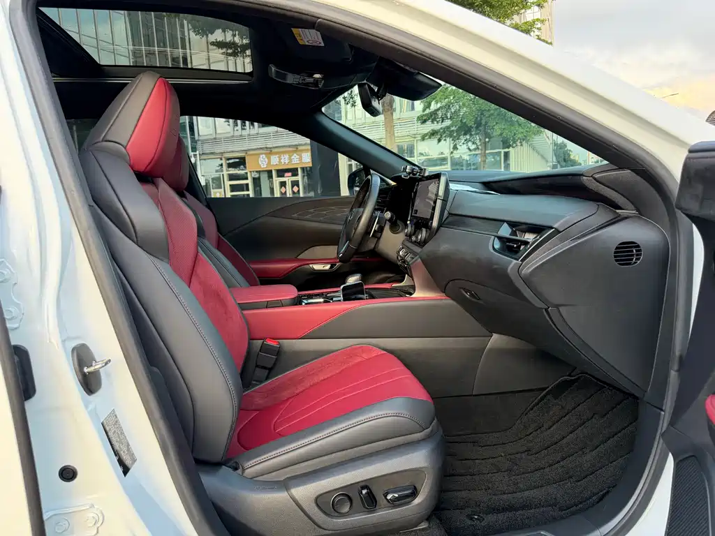 Lexus RX — фото 10