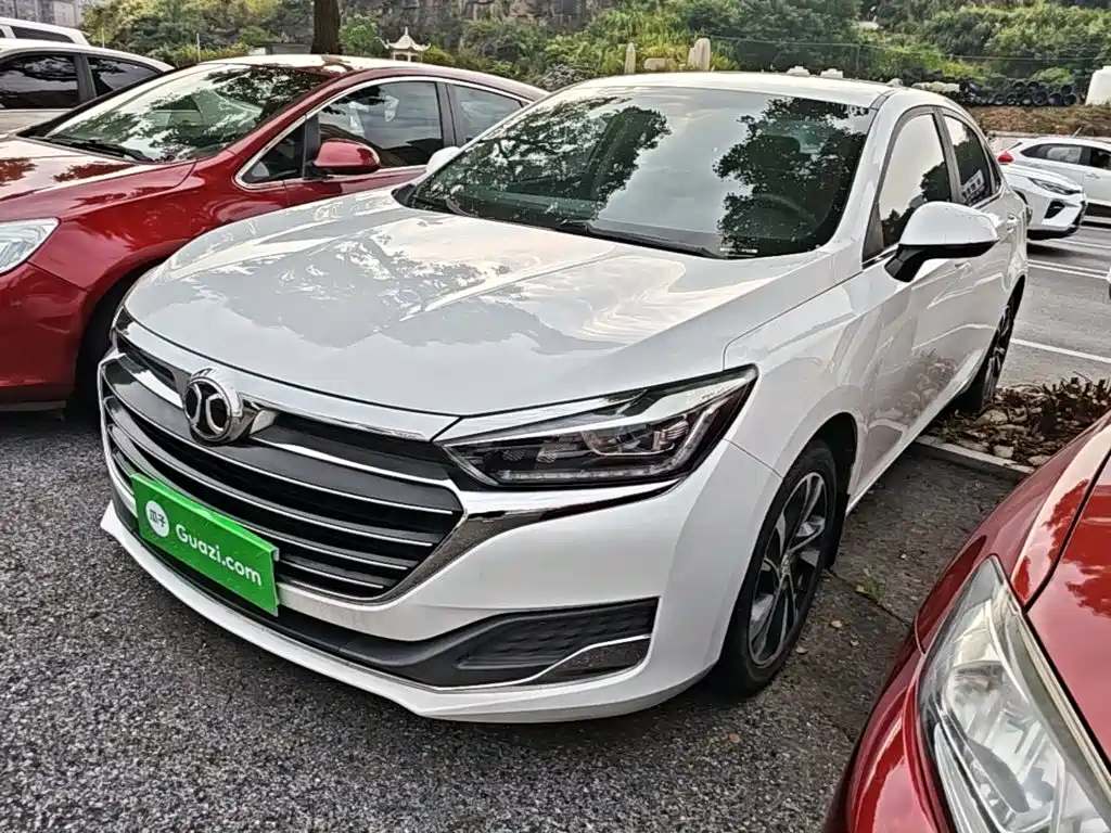 BAIC U7 — фото 2