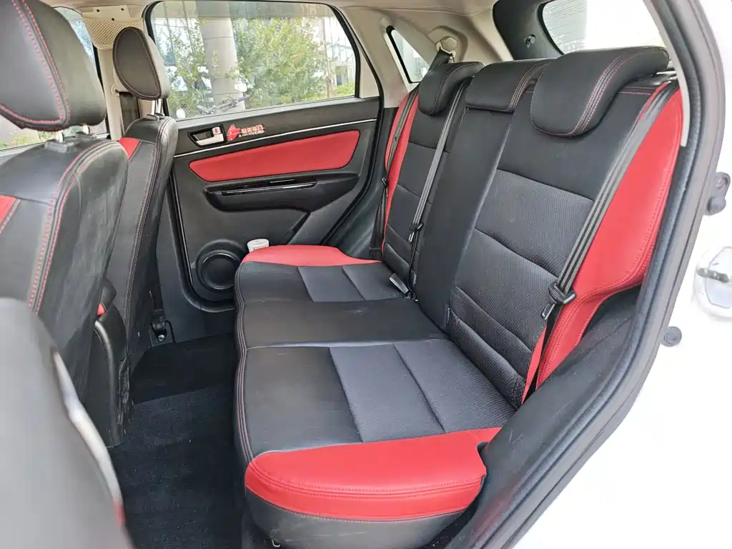 BAIC Senova X25 — фото 17