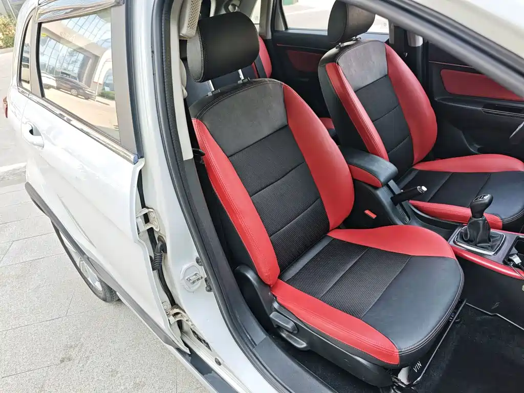 BAIC Senova X25 — фото 25