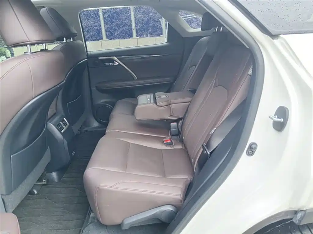 Lexus RX — фото 17