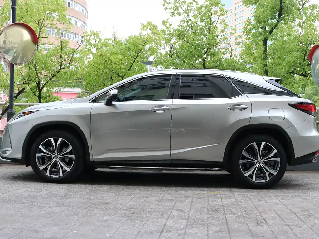Lexus RX — фото 2