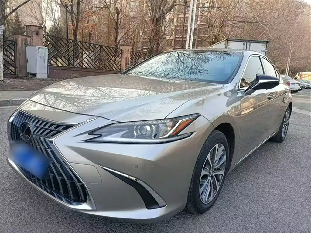 Lexus ES — фото 2