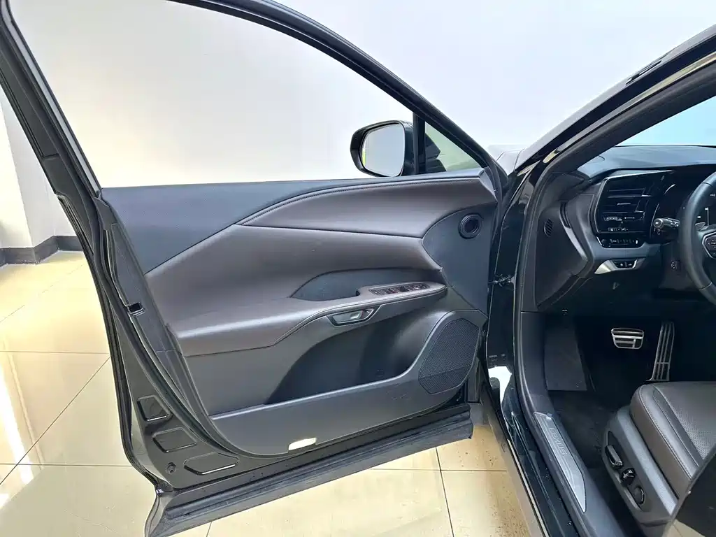 Lexus RX — фото 18