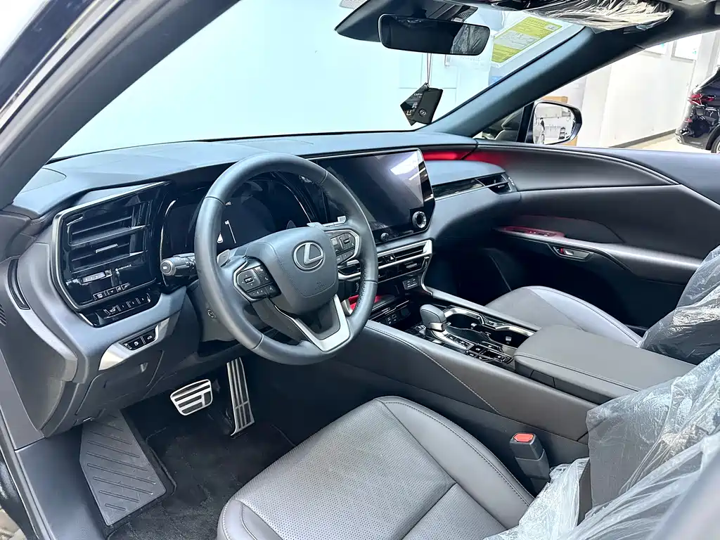 Lexus RX — фото 9
