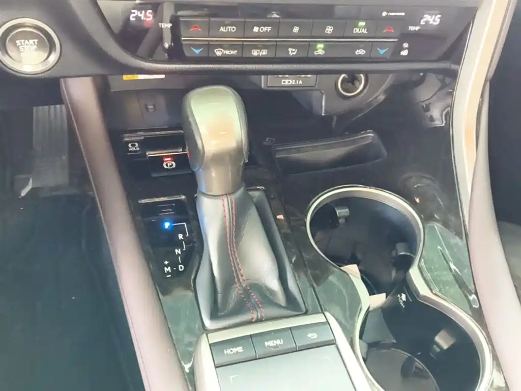 Lexus RX — фото 14