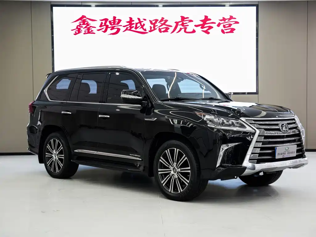 Lexus LX — фото 3