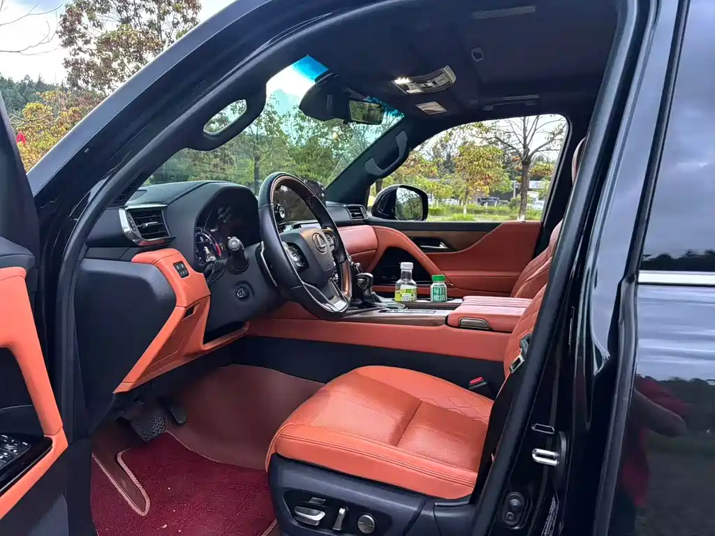 Lexus LX — фото 4