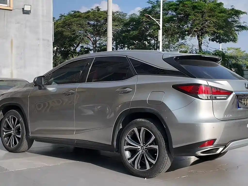 Lexus RX — фото 5