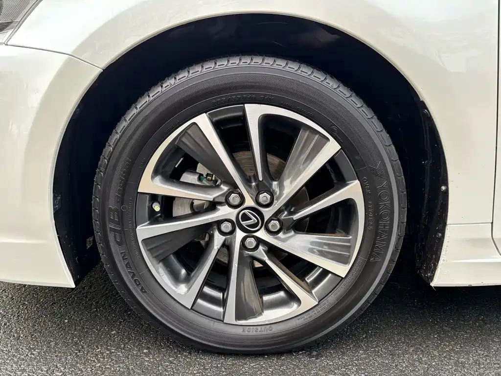 Lexus CT — фото 7