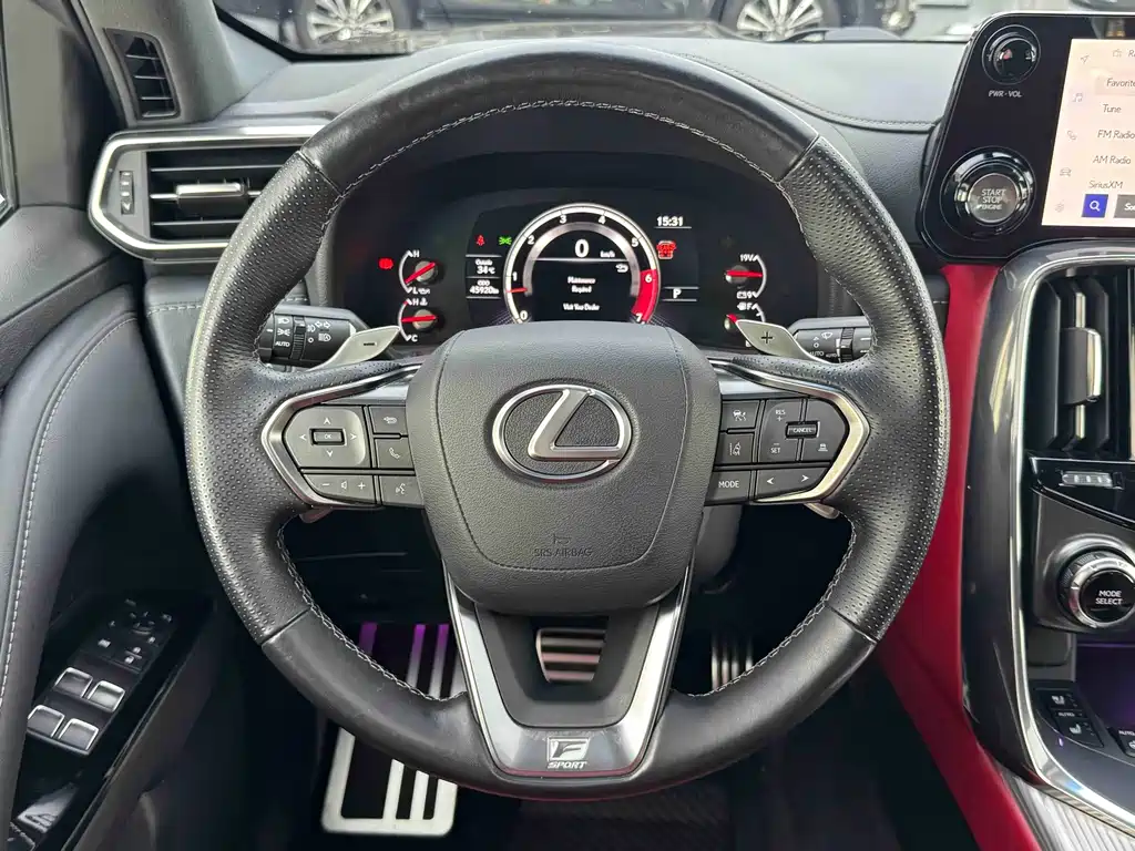 Lexus LX — фото 5