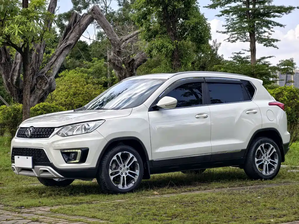 BAIC Senova X35 — фото 4