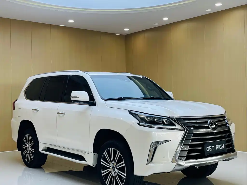 Lexus LX — фото 3