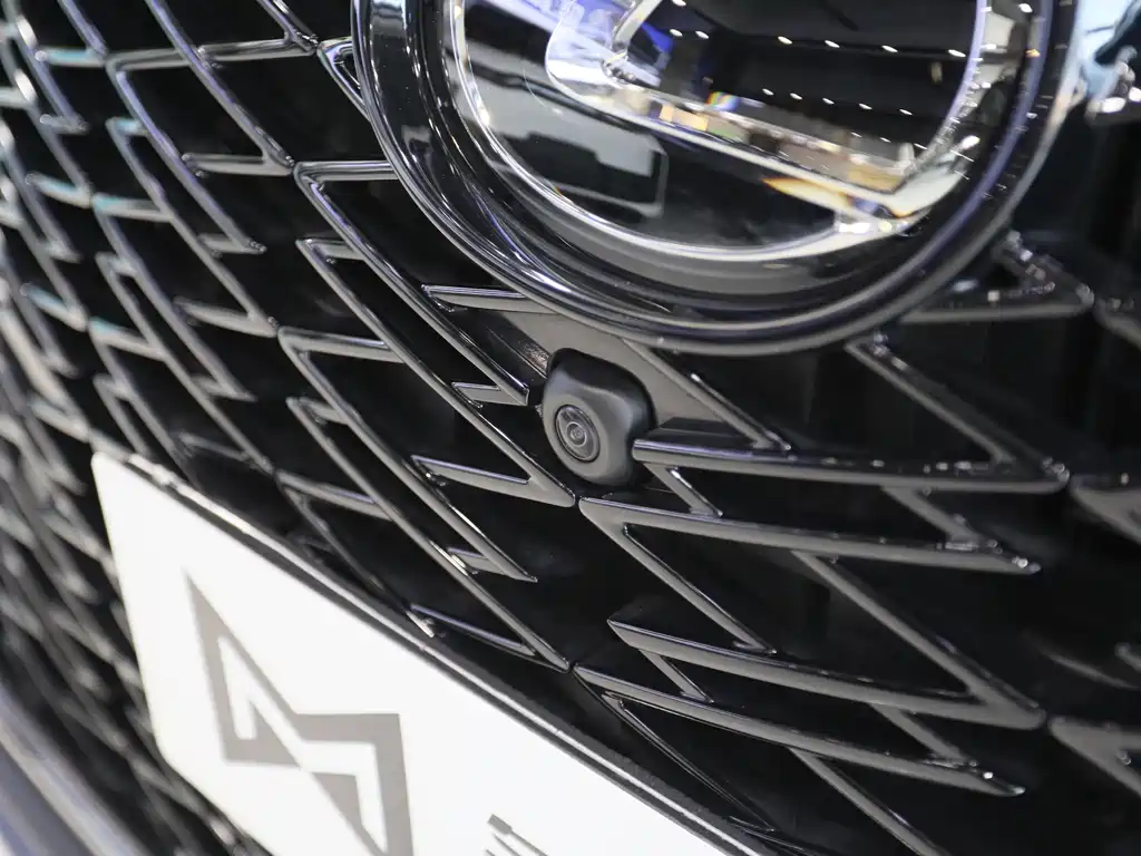 Lexus LX — фото 4