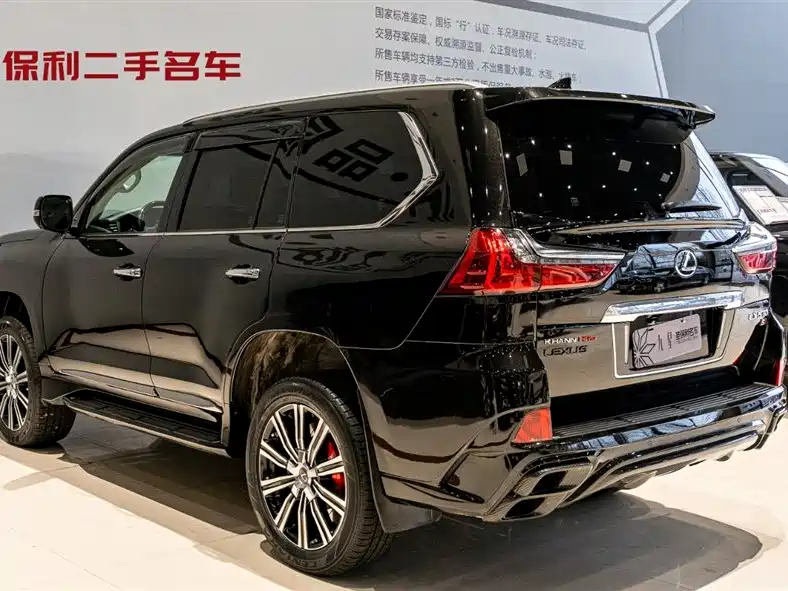 Lexus LX — фото 3