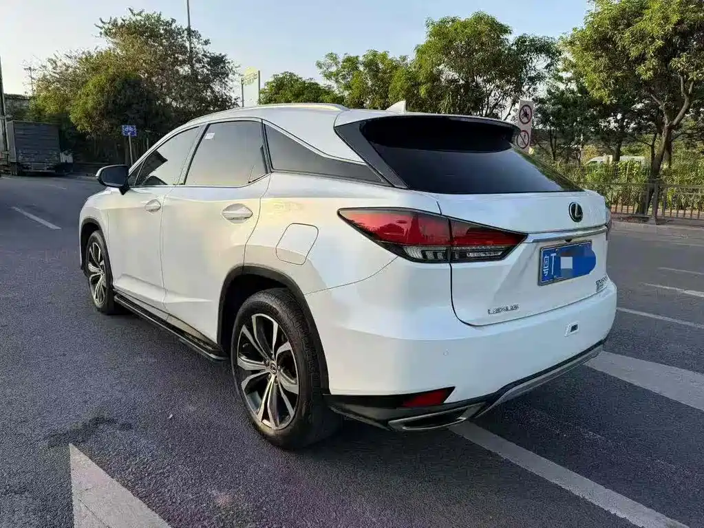 Lexus RX — фото 4