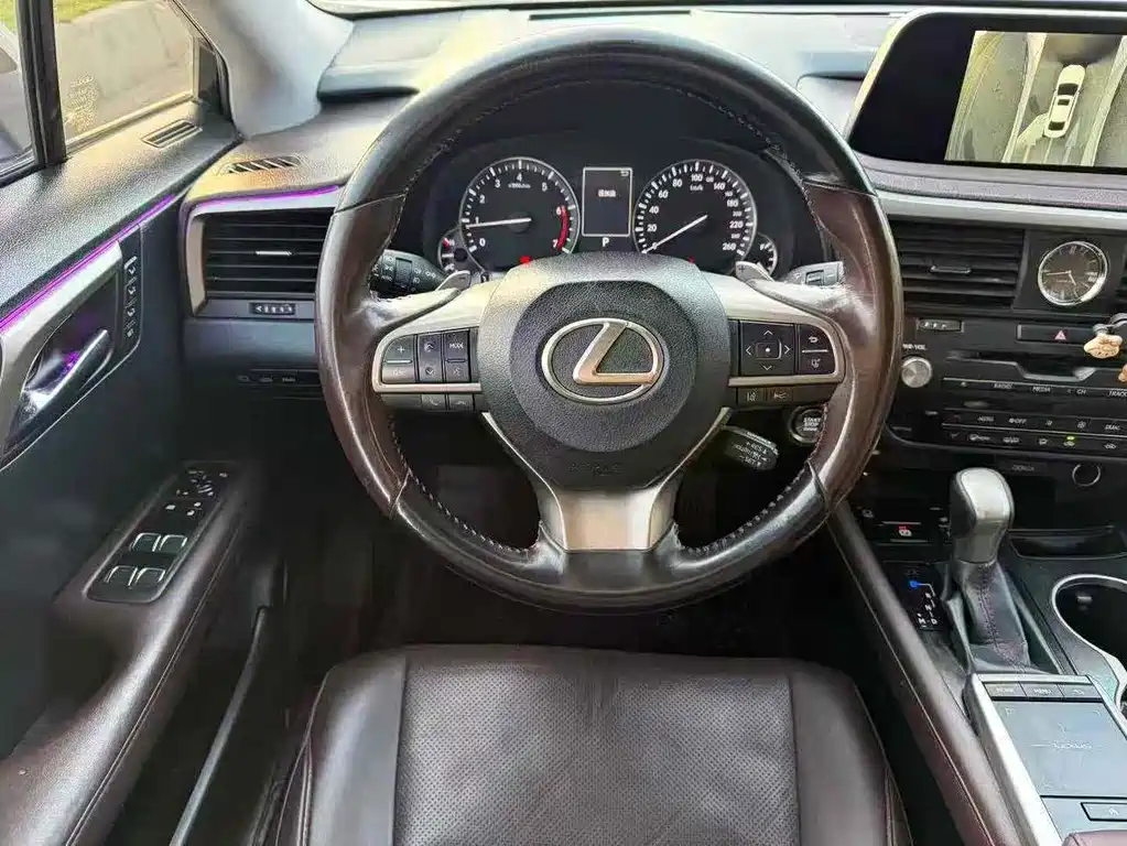 Lexus RX — фото 9