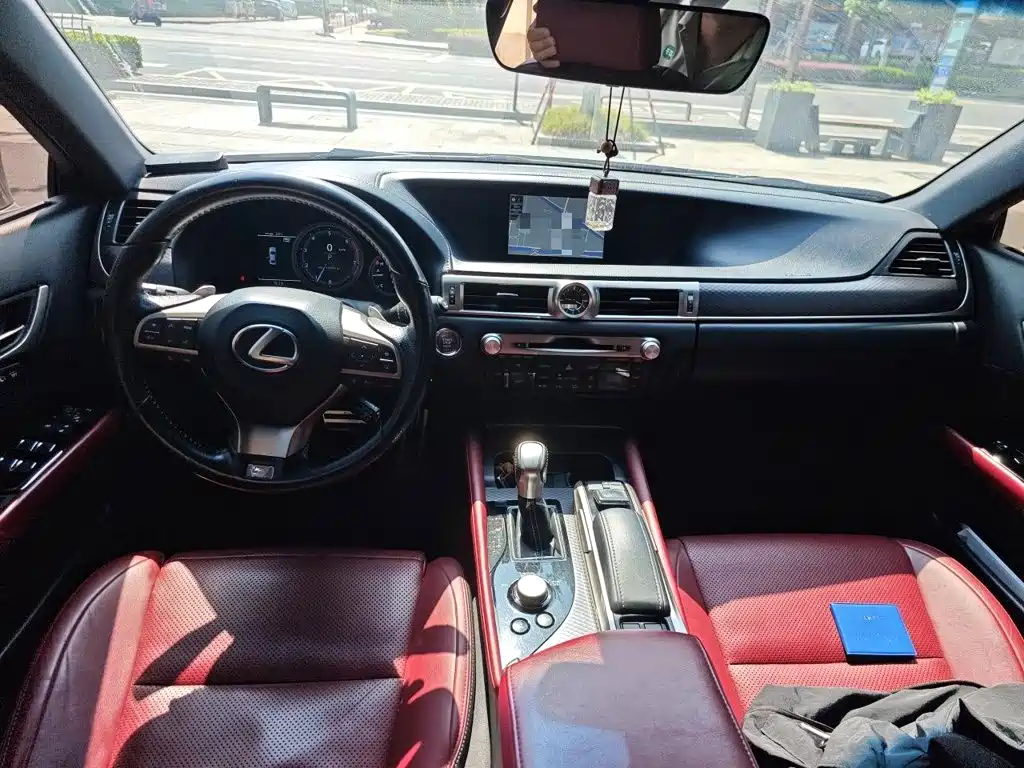 Lexus GS — фото 13