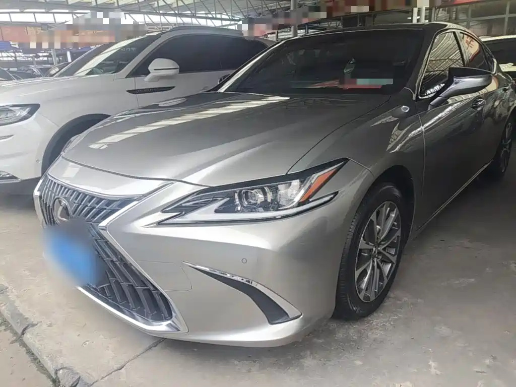 Lexus ES — фото 2