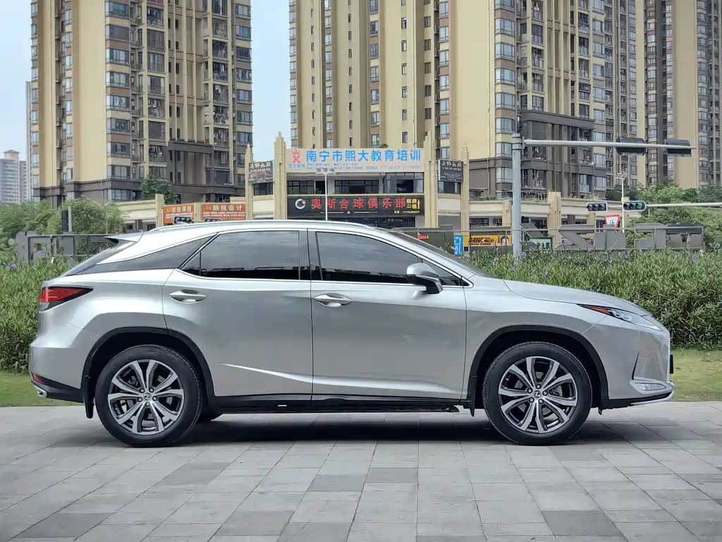 Lexus RX — фото 3