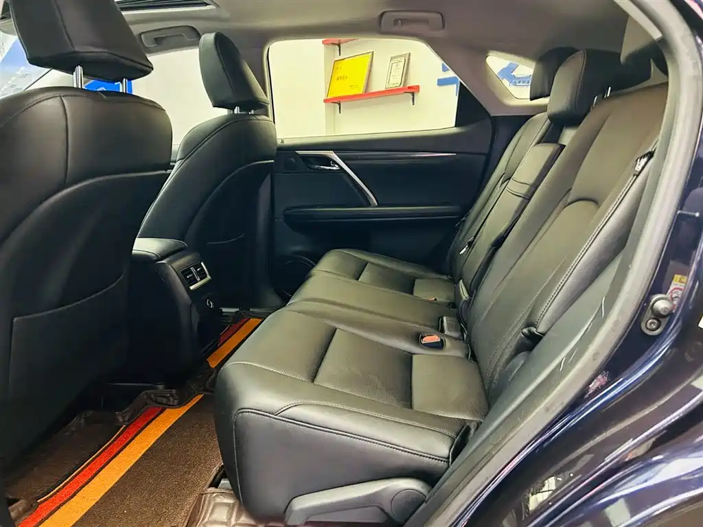 Lexus RX — фото 18