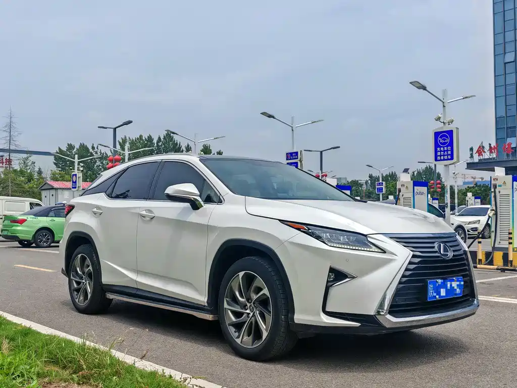 Lexus RX — фото 3