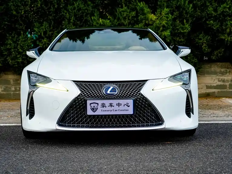 Lexus LC — фото 2