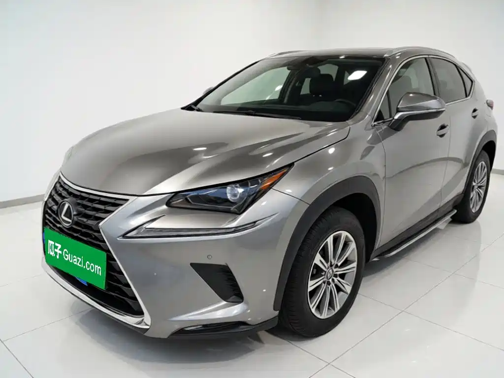 Lexus NX — фото 2
