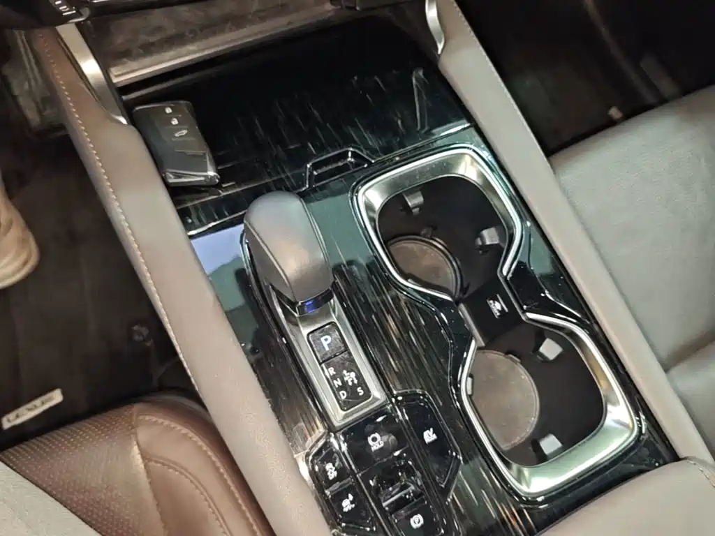 Lexus RX — фото 10