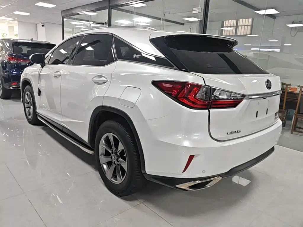 Lexus RX — фото 5
