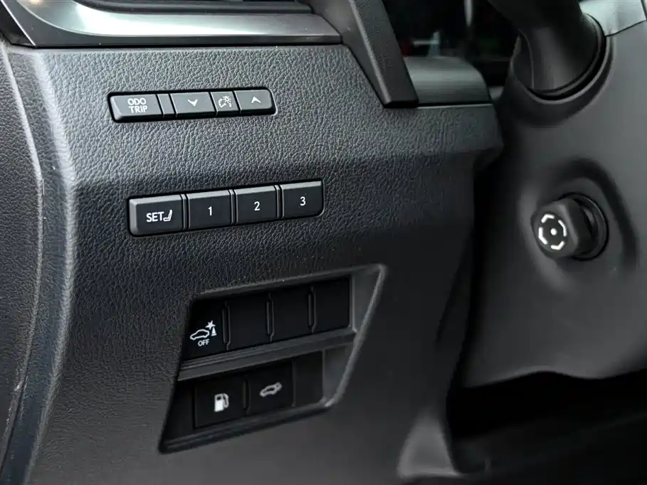 Lexus GX — фото 23