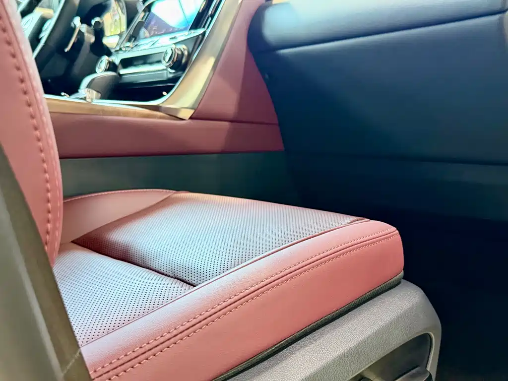 Lexus LX — фото 23