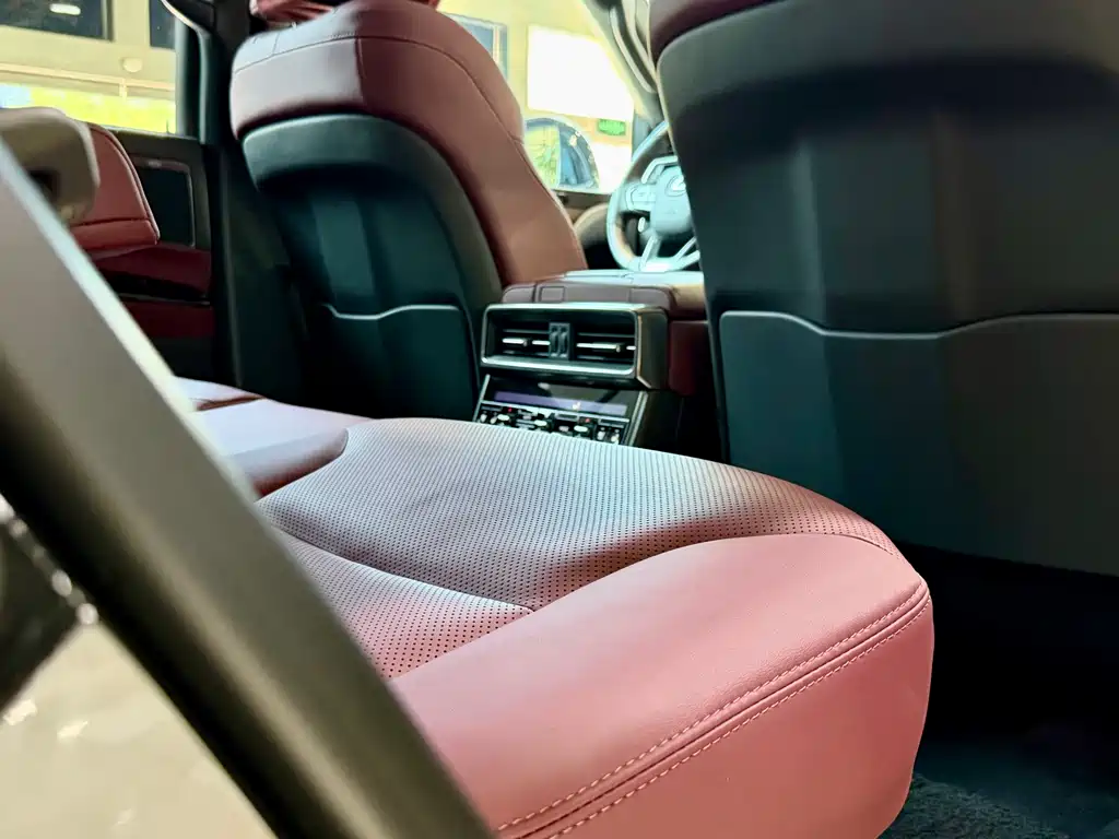 Lexus LX — фото 31